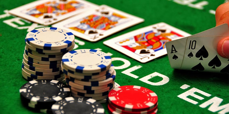 Có nhiều bàn chơi Poker khác nhau do nhà cái sắp xếp